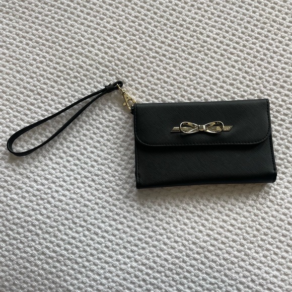 Victoria secret wrist wallet - Picture 2 of 5